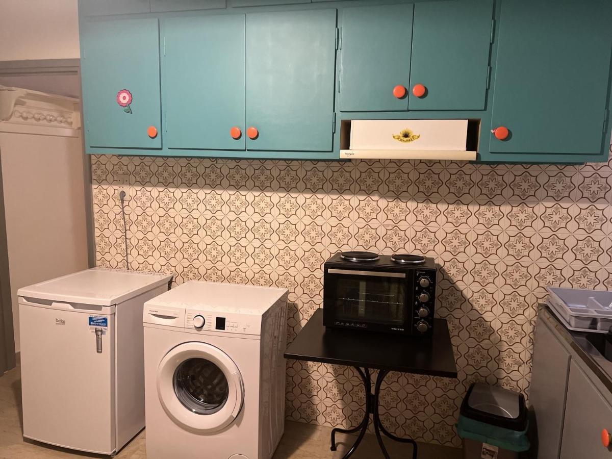 Retro At Pagrati Lejlighed Athen Eksteriør billede